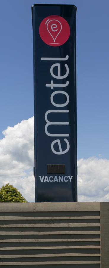 Emotel Lago Lago Taupo Exterior foto