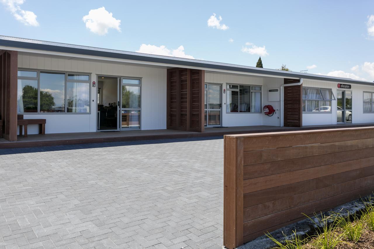 Emotel Lago Lago Taupo Exterior foto